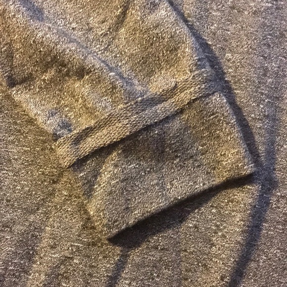 Cold shoulder sweater - Picture 4 of 4